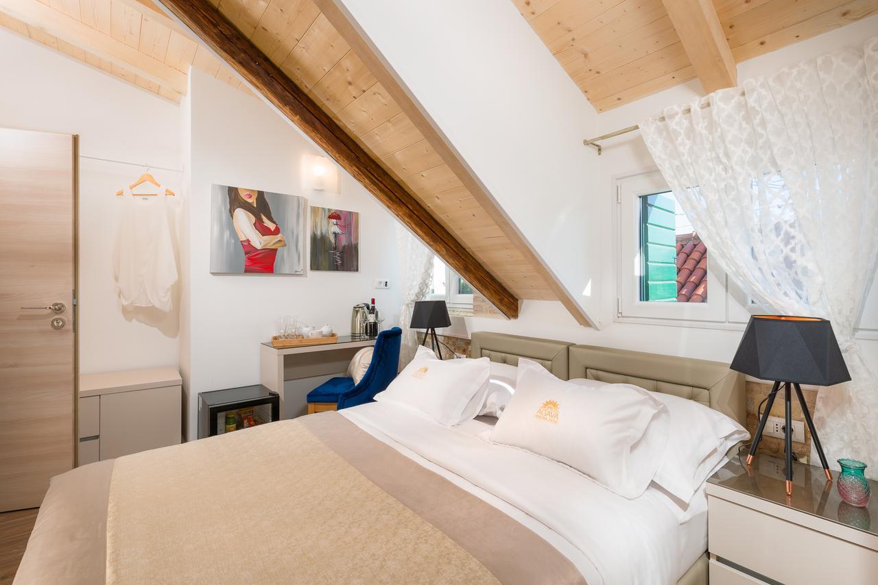 Agava Lux Rooms&Pool สปลิท ภายนอก รูปภาพ