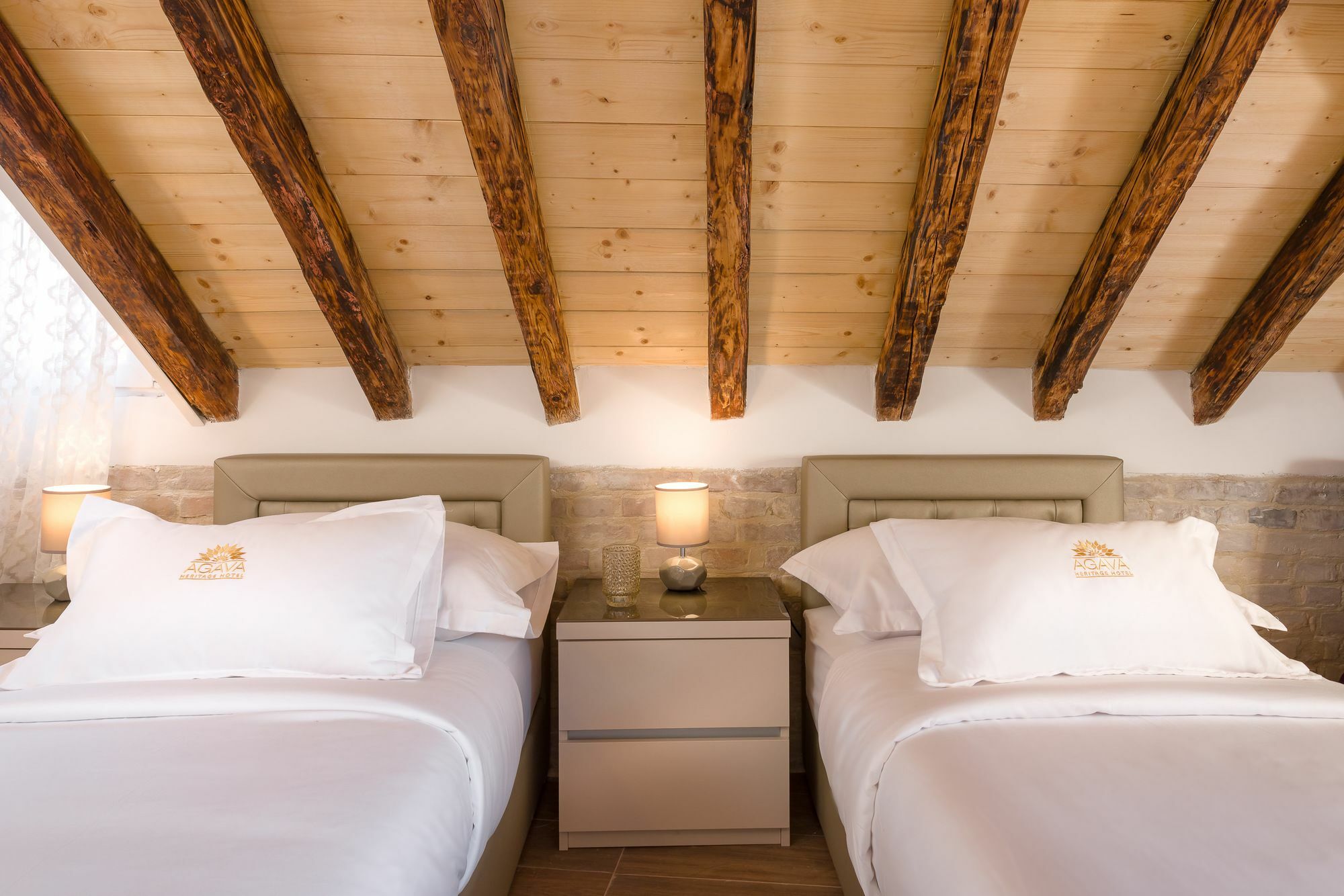 Agava Lux Rooms&Pool สปลิท ภายนอก รูปภาพ